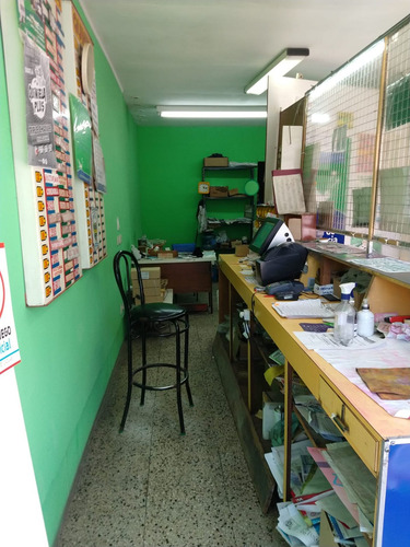 Imagen 10 de 29 de Venta Lanús En Block 2 Locales Comerciales+ Lote