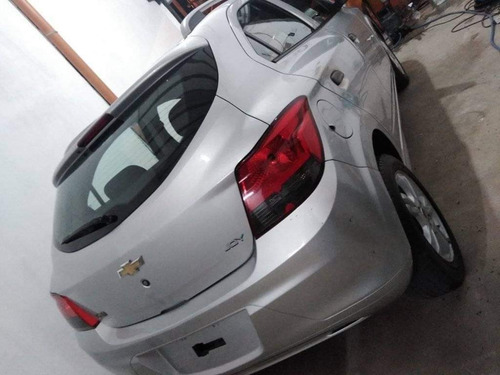 Chevrolet Onix 2017 1.4 Joy Ls + 98cv