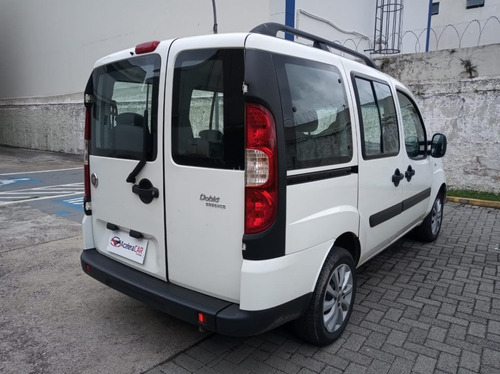 Fiat Doblò Essence 1.8 Manual