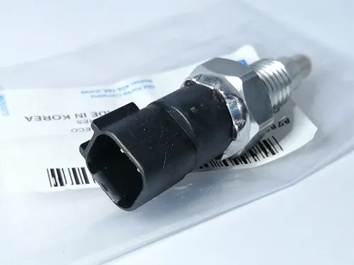 Interruptor Pera Luz Reversa Tracker Sonic Cruze