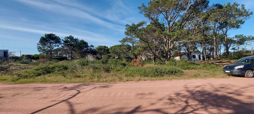 Terreno En Venta En El Centro De Punta Del Diablo