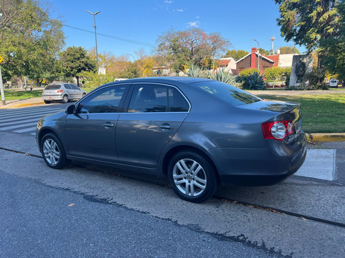 Volkswagen Vento 1.9 I Luxury Dsg