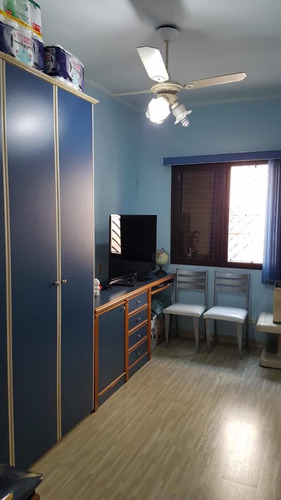 Casa Com 3 Quartos , 3 Banheiros , Duas Vagas De Garagem