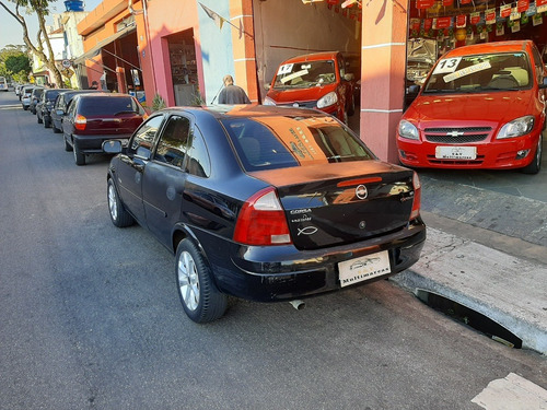 Imagem 6 de 9 de Chevrolet Corsa Maxx 1.8 Sedan
