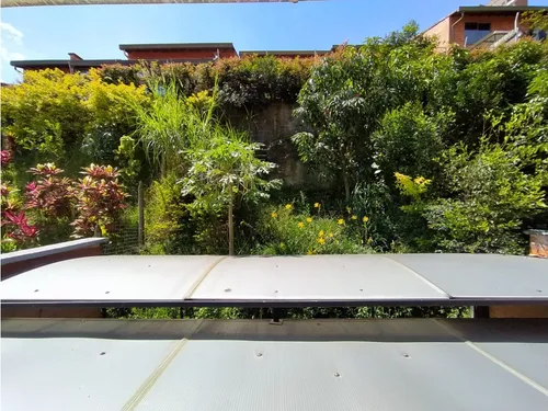 Casa Unifamiliar En Venta Amazonia Bello