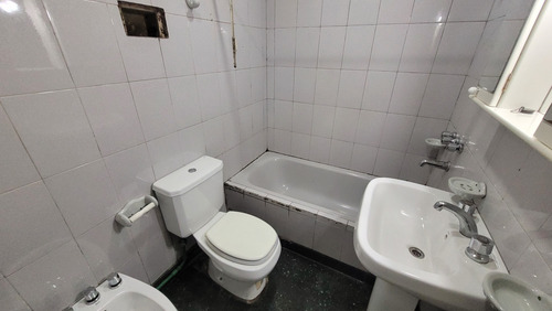 Alquiler Casa De Cuatro Ambientes