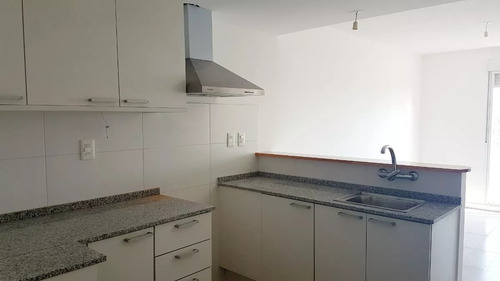 Vendo Apartamento De 1 Dormitorio En Renta En La Comercial