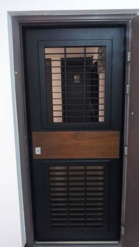 Puertas Y Rejas De Seguiridad