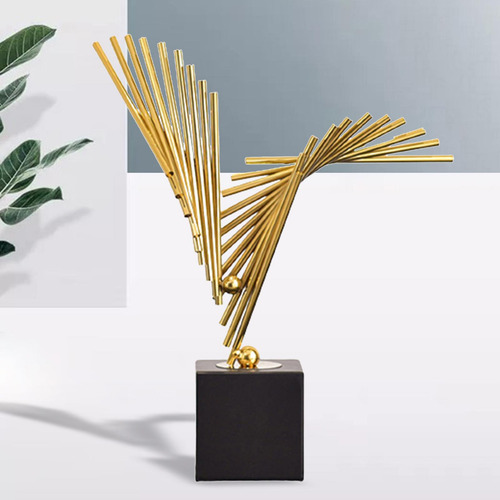 Adornos Metálicos De Estatua Dorada Para Regalos De