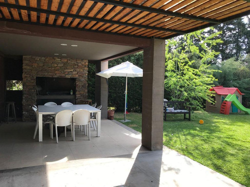 Imagen 2 de 7 de Casa - Grand Bourg