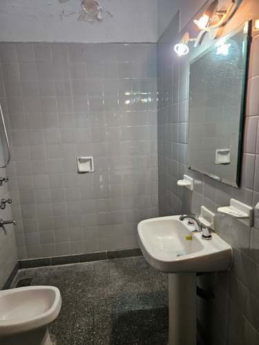 V. Raffo. I. Fernandez 1300 Exc. Casa Lote Propio 11 X 20 M..4 Amb.3 Hab.2 Baños