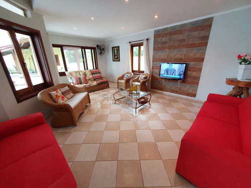 Imagem 3 de 30 de Casa Com 5 Dorms, Recanto Lagoinha, Ubatuba - R$ 1.6 Mi, Cod: 1551 - V1551