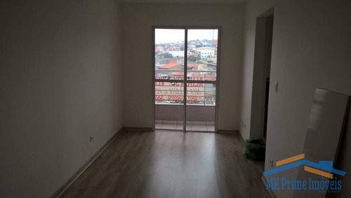 Imagem 3 de 8 de Apartamento 47 M² Com 2 Dormitórios No Jd. Santo Antônio - 3365