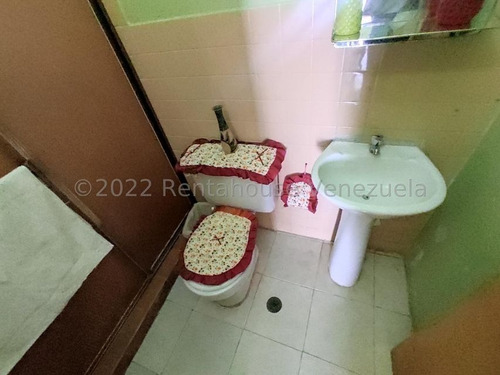 Imagen 9 de 13 de Casa En Venta En Las Delicias Maracay Aragua 22-25698 Irrr
