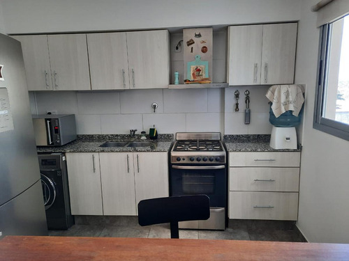 Imagen 3 de 8 de Venta Dos Ambientes Con Balcon Y Gran Iluminacion Conesa 849 Muñiz