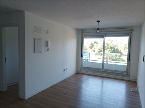 Venta | Apartamento Alquiler Con Opción A Compra 1 Dormitorio 2020, Barbacoa Y Portería.