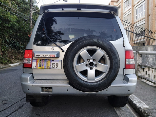Imagem 5 de 10 de Mitsubishi Pajero Tr4 Automática Ano 2005 Prata