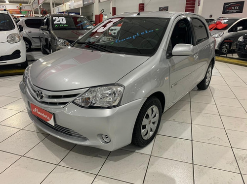 Imagem 1 de 9 de Etios Xs 1.5 Flex 2013 Completo Ac Troca Financio