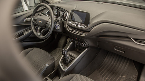 Imagen 20 de 25 de Chevrolet Onix 1.2 Lt