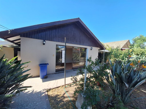 Casa En Venta De 8 Dorm. En Macul