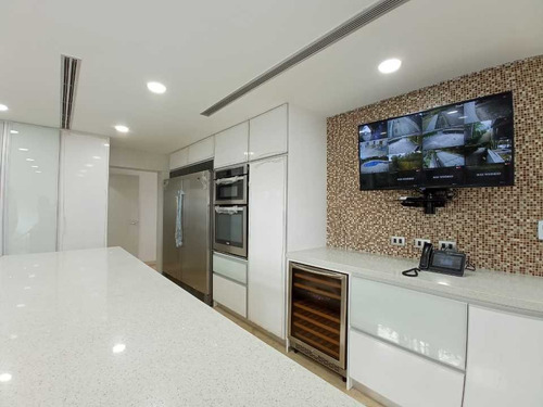 Imagen 15 de 29 de Se Vende Casa 900 M² 6h/7b/10pe La Lagunita
