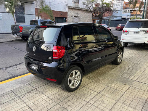 Imagen 6 de 16 de Volkswagen Fox 1.6 Trendline 5ptas /// 2013 - 88.000km