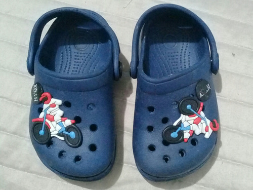 Sandalias Tipo Crocs De Bebé Azules Talle 20/21 Hyqx Moto