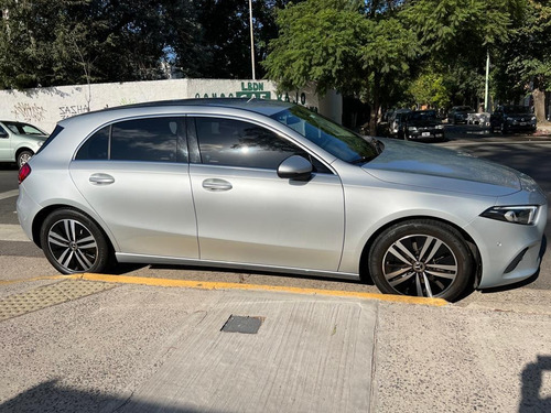 Imagen 18 de 25 de Mercedes-benz Clase A 200 A200 2020 2019 2021 0km A250 B200