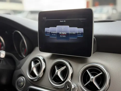 Mercedes-Benz Clase GLA 1.6 Urban