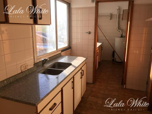 Imagen 12 de 14 de Venta - Departamento En N. Malvinas Al 100 (monte Grande)
