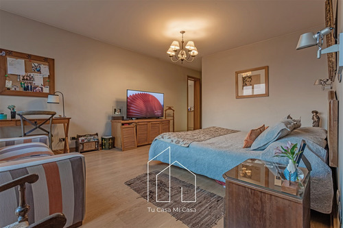 Parque Privado De 4 Dorm + Servicio. En Lo Barnechea