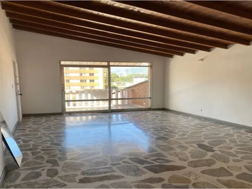 Arriendo De Apartamento En Conquistadores