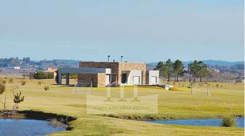 Casa En Venta Con Piscina En El Quijote Chacras