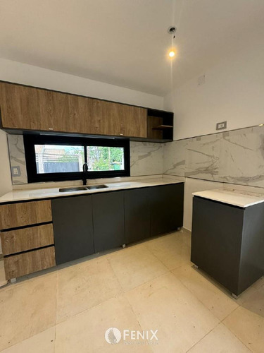 Cfa195 - Duplex En Alquiler - Av. Maipu Y Costanera