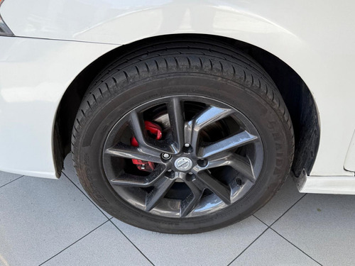 Nissan Sentra 1.8 Sr Navi At