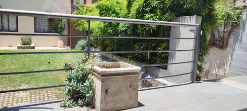 Dúplex En Venta - Barrio Chateau Carreras - Excelente Oportunidad