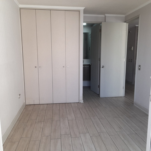 2d 2b En Suite. Con Estacionamiento Y Bodega. A Pasos Metro.