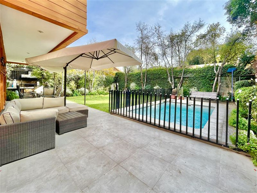 Imagen 14 de 30 de En Venta Casa Mediterranea Vitacura: Colegio Aleman