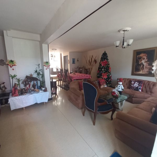 Casa En Venta En Medellín - Santa Mónica Cod 66673