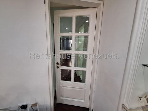Bello Y Amplio Apartamento En Alquiler En Santa Eduvigis