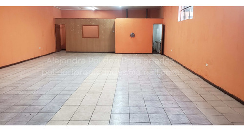 Se Vende Céntrica Casa - Calle Negrete, San Fernando