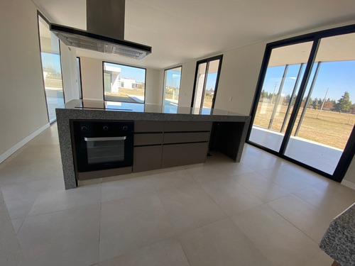 Imagen 8 de 14 de Venta ! Casa A Estrenar Fincas De San Vicente Dueño Directo!
