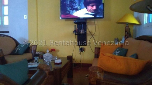 Imagen 3 de 12 de Casa En Venta En El Junquito (mg) 58 424 280 09 21