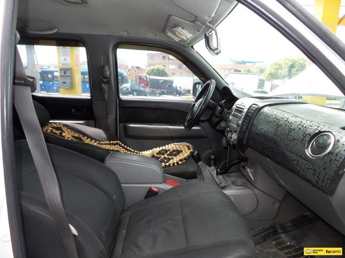 Imagen 21 de 25 de Mazda Bt-50 Estacas Doble Cabina