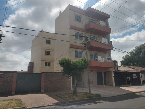 Venta Departamento 2 Ambientes En Villa Luzuriaga