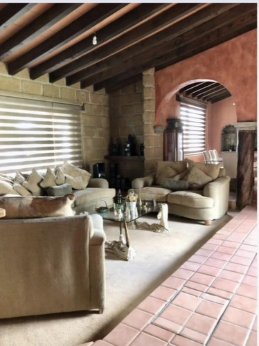 Casa En Venta En Colonia Colinas Del Bosque 1era.sec, Corregidora, Querétaro