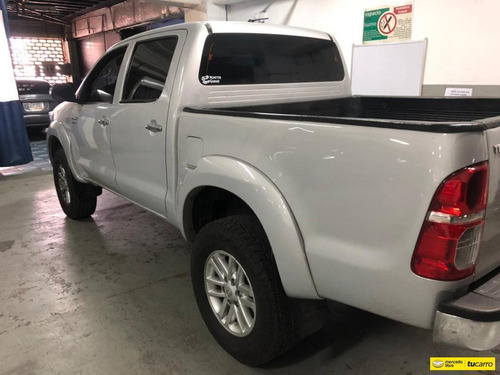 Toyota Hilux .