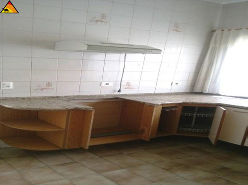 Sobrado Residencial, Quintal, 2 Vagas, Otimo Local................ - Mi4565