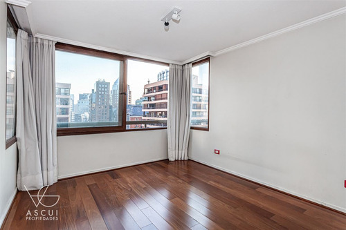 Departamento En Venta De 2 Dorm. En Las Condes