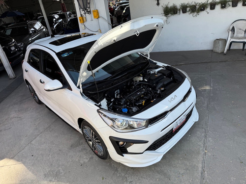 Kia Rio 1.6 S Pack Hatchback Mt
